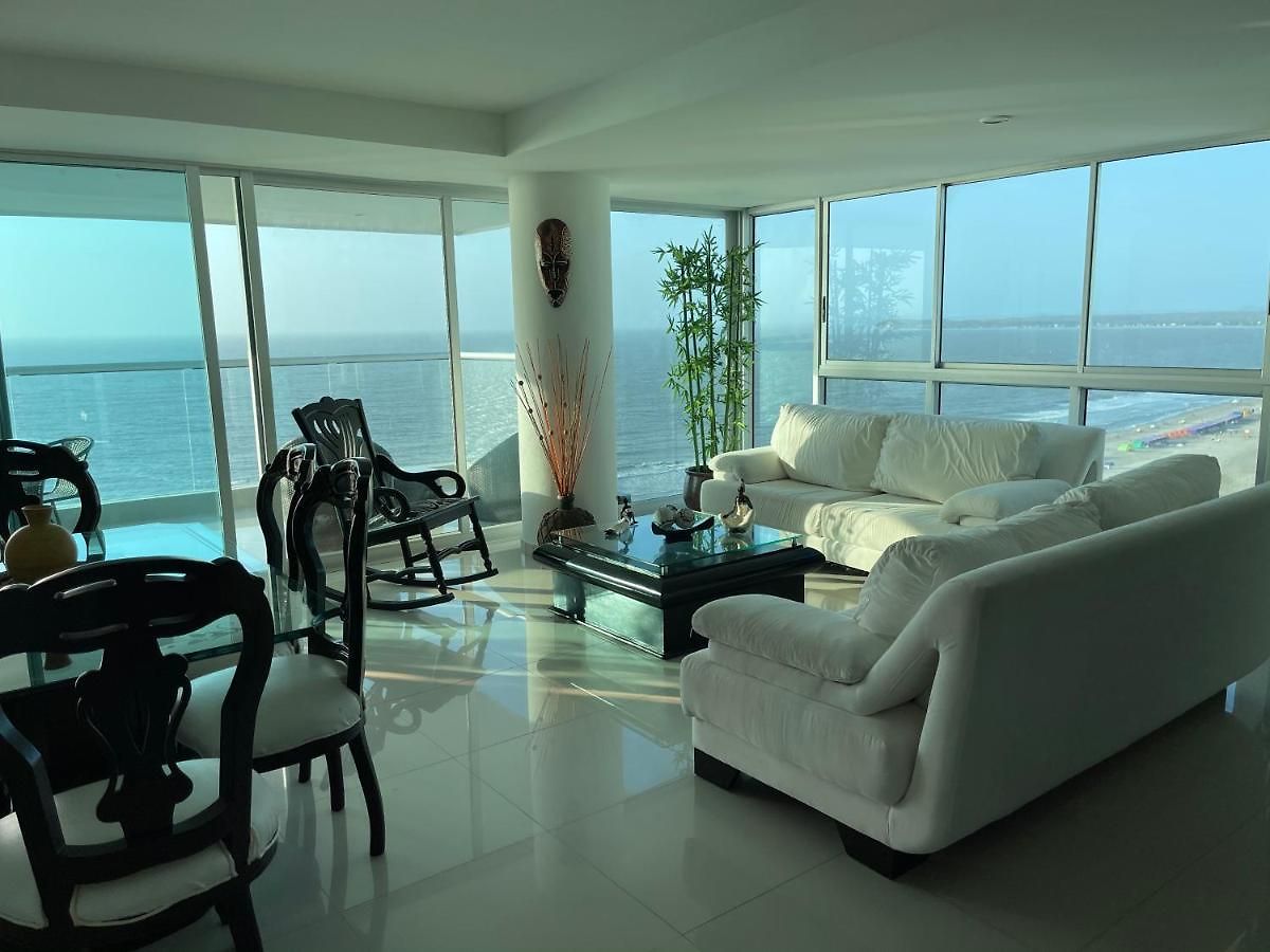 Front Apartment