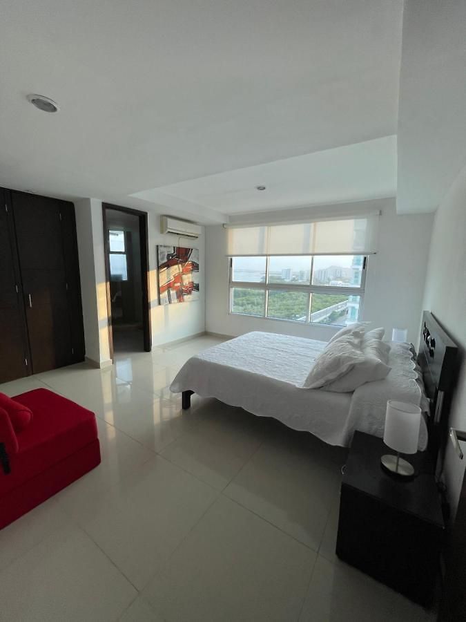 Front Apartment Cartagena